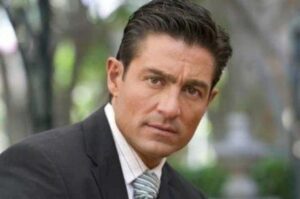 fernando colunga age